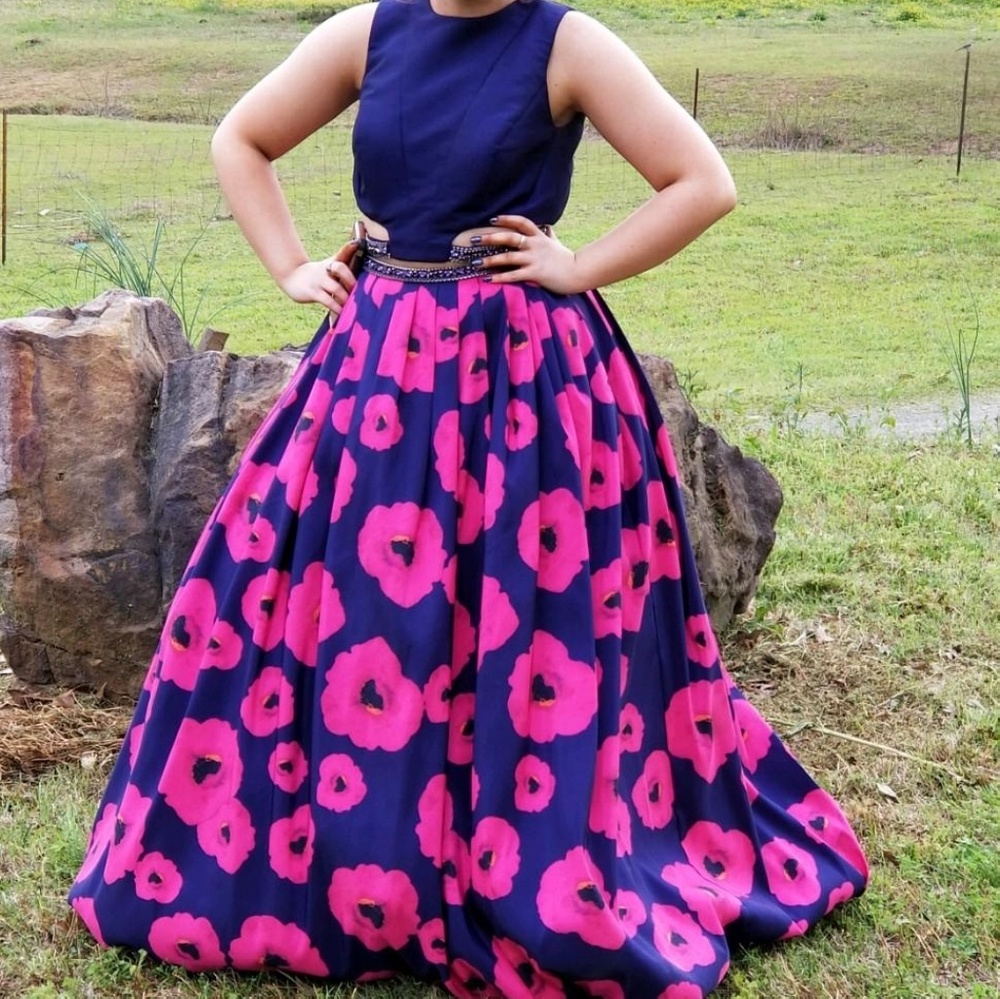 Prom dress